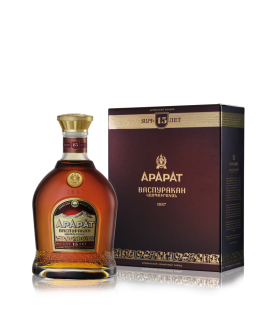Коньяк "Арарат Васпуракан" 15лет.40%  0,7л.в п/у.